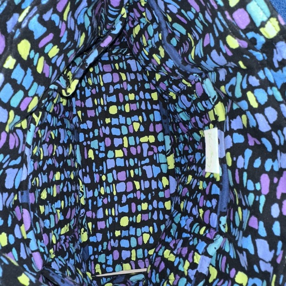 Vera Bradley Floral Blue Tote Bag-Stunning bag for Anytime of year! - Picture 3 of 6